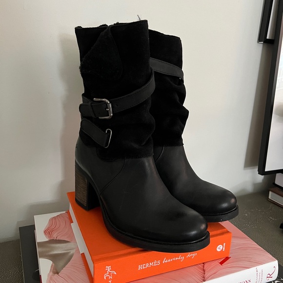 Waterproof heeled boot NEW - Picture 1 of 5